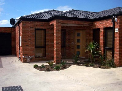 Modern unit, very well maintained Picture