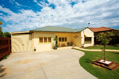 Stunning Family Home Plus 2 Bedroom Separate Accommodation Picture Stunning Family Home Plus 2 Bedroom Separate Accommodation Picture