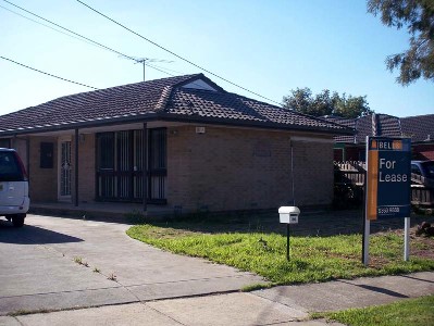 close to all ammenities! Picture