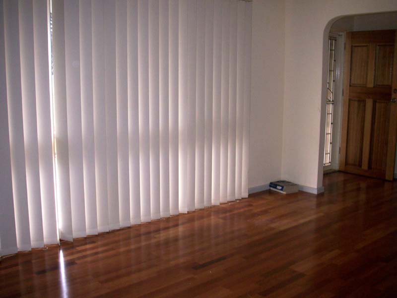 close to all ammenities! Picture 3