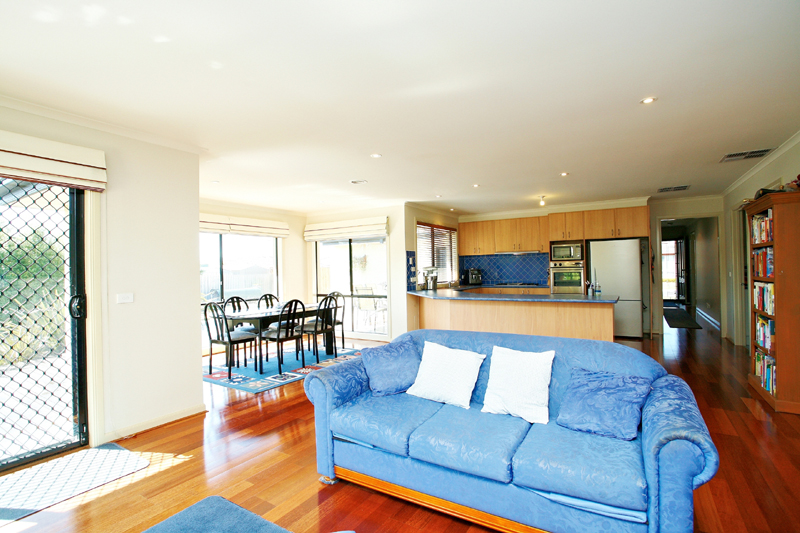 The Ultimate Family Home ~ In a Brilliant Location Picture 3