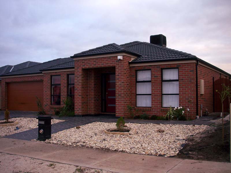 Exceptional Living! Picture 1