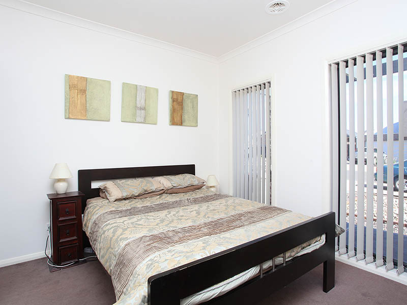 Too Good To Miss! Picture 2