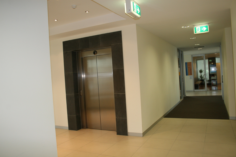 Lavish new - secure high profile office Picture 2