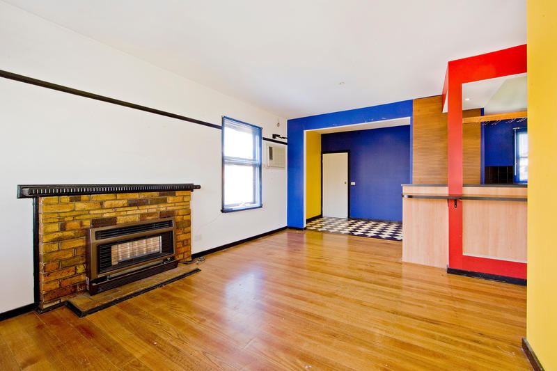 Great Investment & Prime Location Picture 3