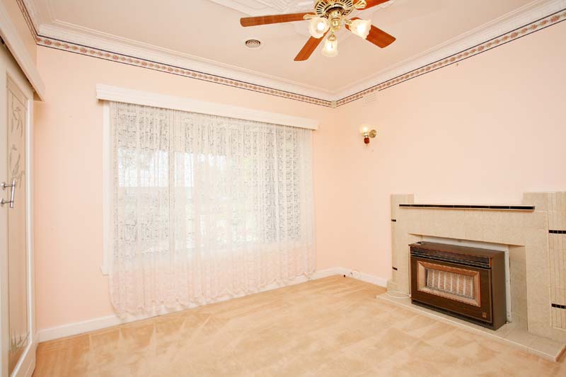 Picture Perfect Family Home Picture 3