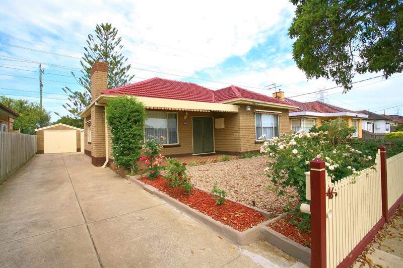 Picture Perfect Family Home Picture 1