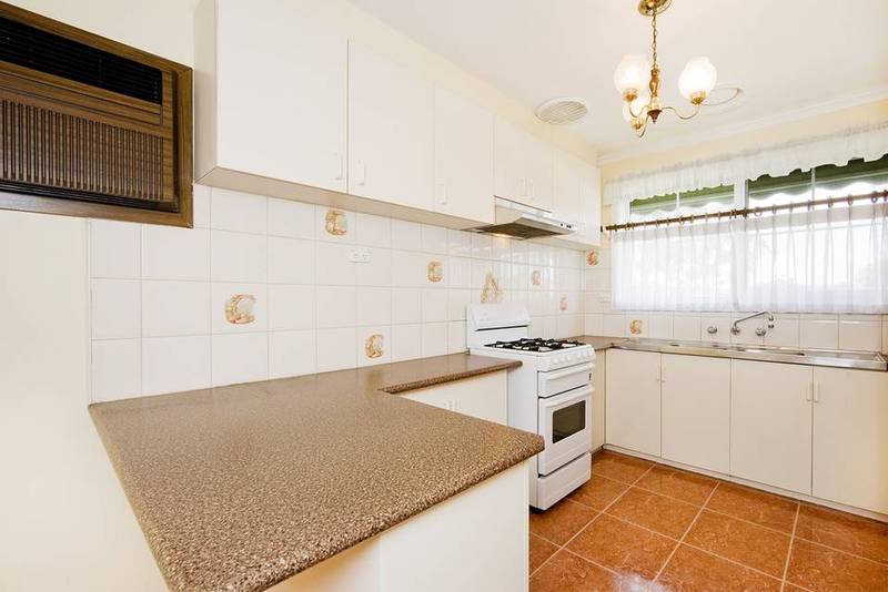 Delightful Family Home Picture 3