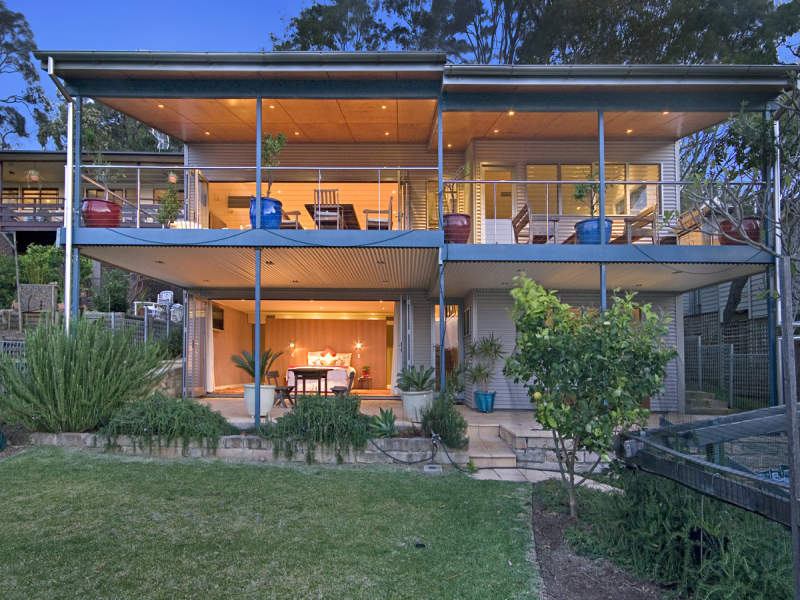 Absolutely Stunning - Pretty Beach's Finest Home!! Picture 2