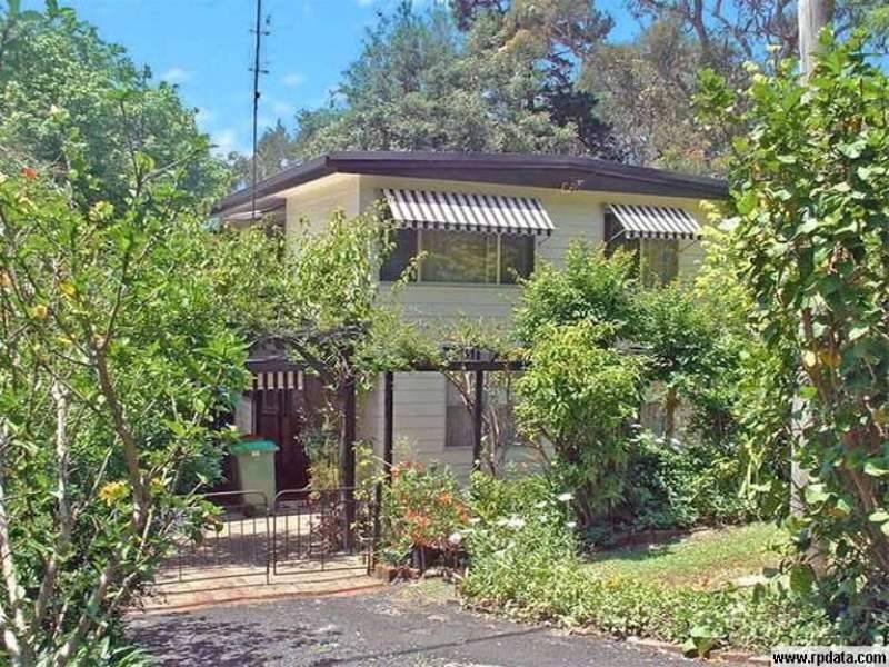 An Excellent opportunity - suiting 2 families! Picture 1