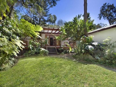 Charming cottage with all you could desire- Just Listed! Picture