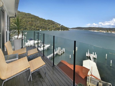 Deep Waterfront With Boat Shed, Slip Way & Jetty Picture Deep Waterfront With Boat Shed, Slip Way & Jetty Picture