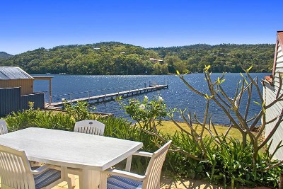 Impressive Waterfront With Separate Cottage & Amazing Views Picture Impressive Waterfront With Separate Cottage & Amazing Views Picture