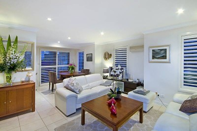 Arguably one the finest townhouse's on the entire Peninsula! Picture