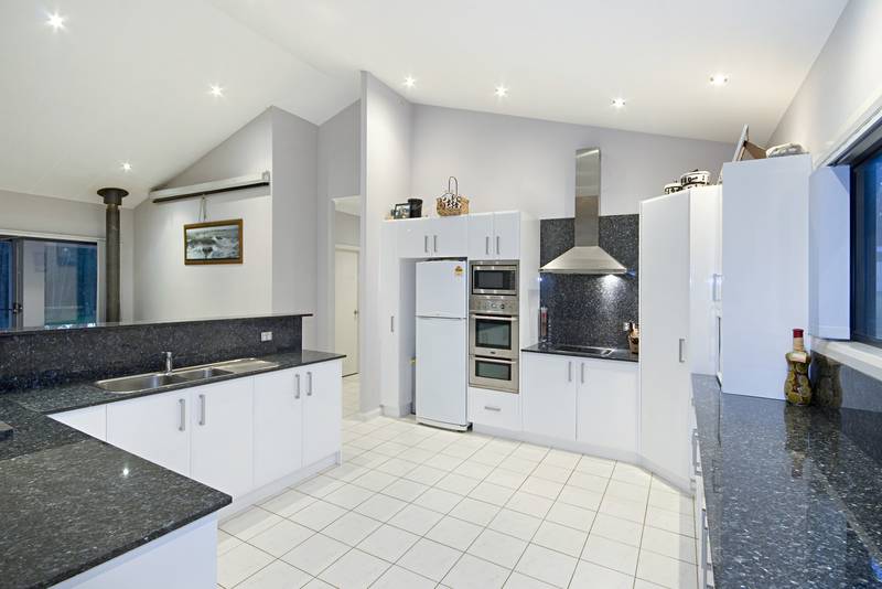 2 Near New Homes on 2.5 Acres Picture 3