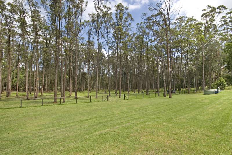 2 Near New Homes on 2.5 Acres Picture 1