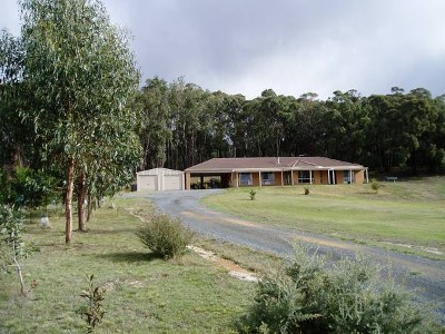 Fabulous Views - 4 bedrooms - 5 Acres - Smythes Creek Picture Fabulous Views - 4 bedrooms - 5 Acres - Smythes Creek Picture