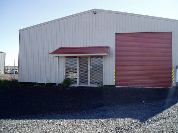 Large Commercial Shed - $11,255 P/a + GST + Outgoings Picture 1
