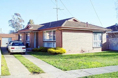 INVESTORS TAKE NOTE - WENDOUREE Picture