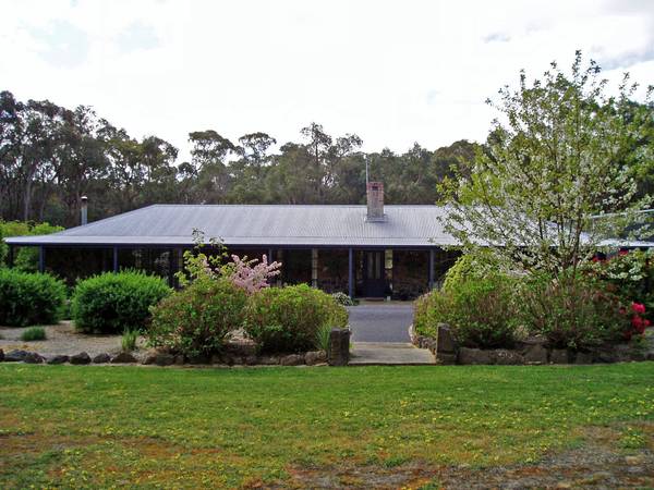 HOW GOOD IS THIS BLUESTONE? Picture