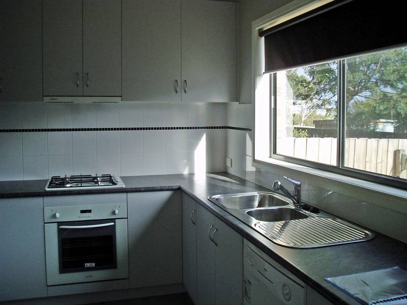 3 Bedroom Home with Views Picture 2