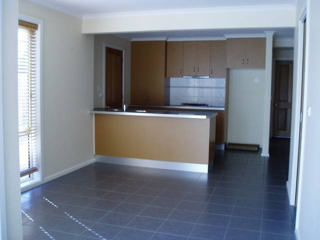 Central Modern Townhouse Picture 2