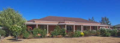 THE HOME YOU HAVE ALWAYS ADMIRED LUXURY LIVING AT AN AFFORDABLE PRICE Picture