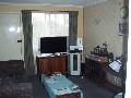 HANDY TO CITY - 1 BEDROOM FURNISHED Picture