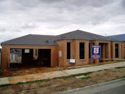 BRAND NEW HOME, 2 LIVING, 3 BEDROOMS, MT CLEAR Picture
