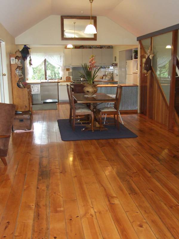 COMFY COUNTRY LIVING Picture 3