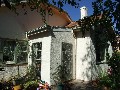 1930's SOLID BRICK CLOSE TO VICTORIA PARK & COLLEGES Picture