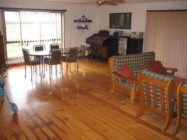 No Neighbours 25 Minutes To Town Strong & Private Picture 3