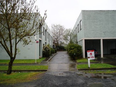 CENTRAL SOUTH 2 B/R FLAT ON GROUND FLOOR Picture CENTRAL SOUTH 2 B/R FLAT ON GROUND FLOOR Picture