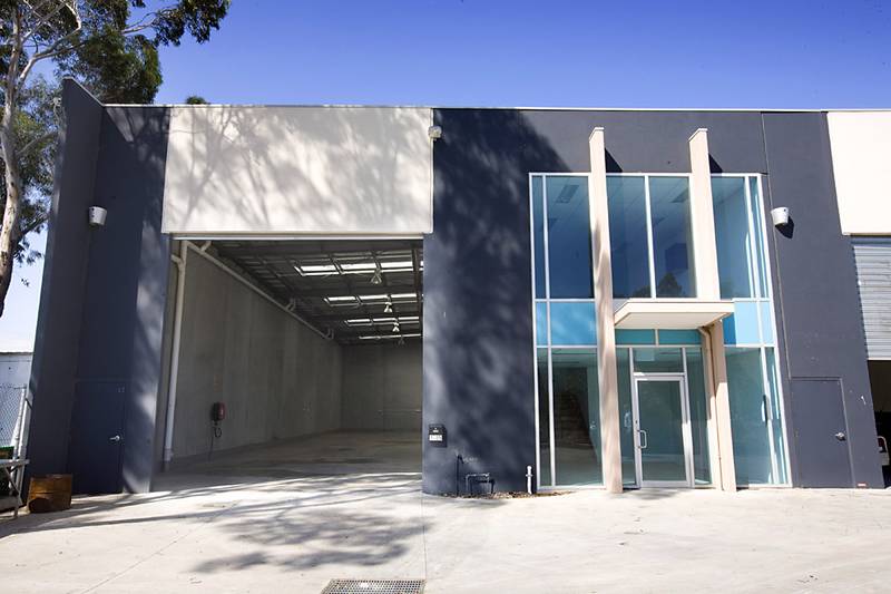 Modern Warehouse, Wise Investment! Picture 2