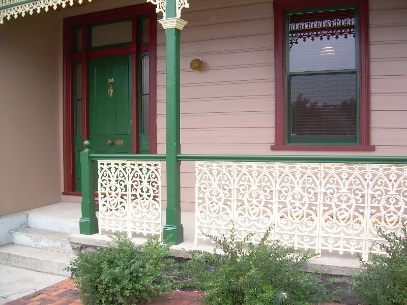 Luxury Terrace Picture 2