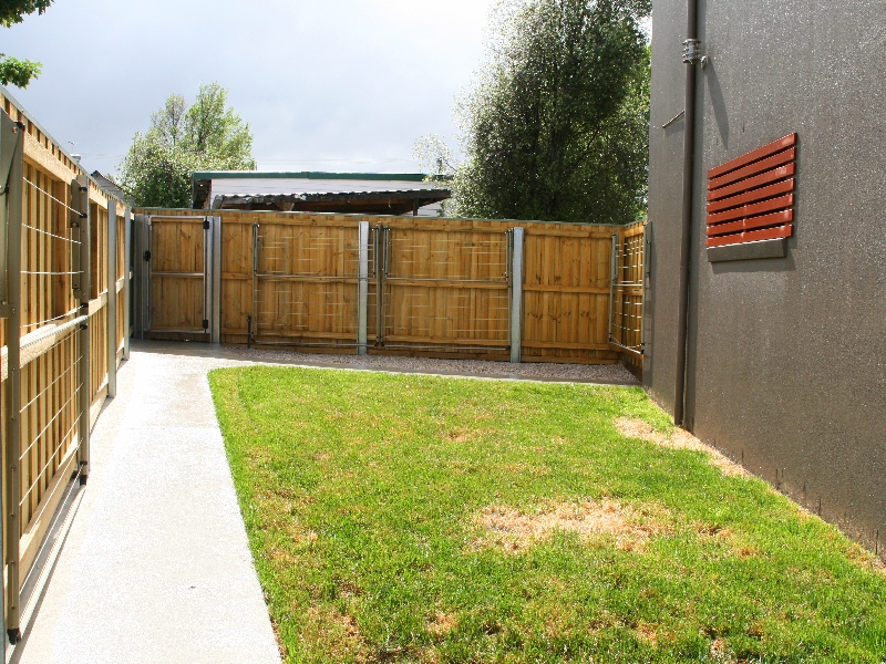 Near New Townhouse Picture 3