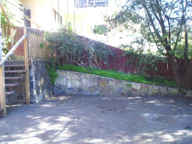 Walking distance to the gorge Picture 3