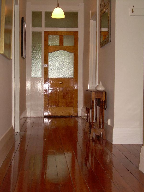 Superb Location Picture 3