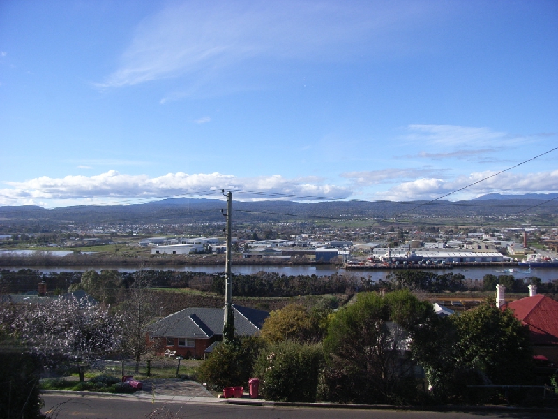 Character, Sun And Views Picture 3