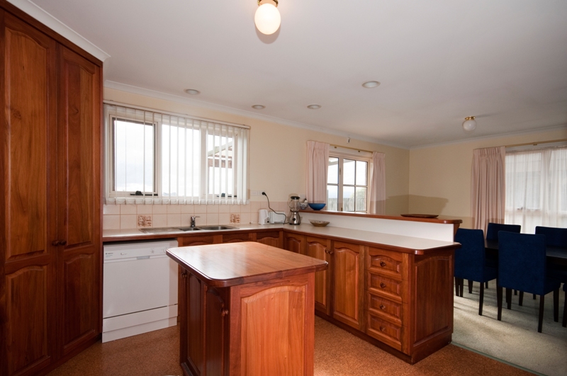 EVANDALE- Enjoy The Rural Outlook Picture 3