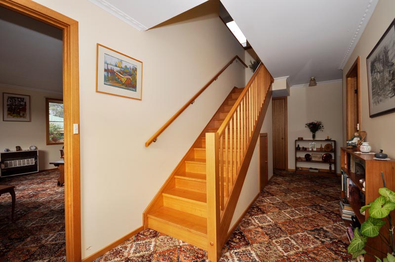 Fabulous Tudor Style Family Home Picture 3