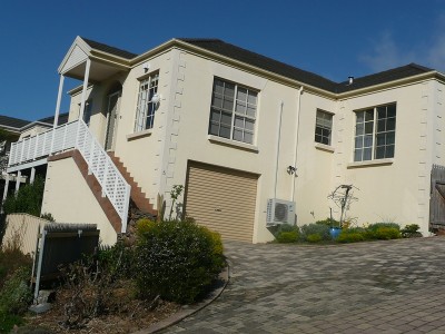 Large Villa with stunning views....Riverside Picture