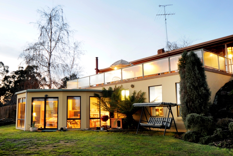 Stunning East Tamar River Views And a Granny Flat Picture 2