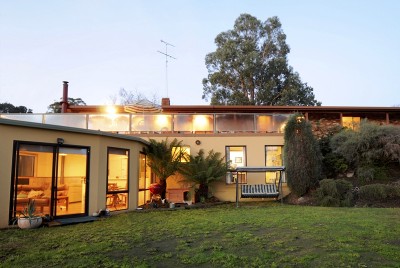 Stunning East Tamar River Views And a Granny Flat Picture Stunning East Tamar River Views And a Granny Flat Picture