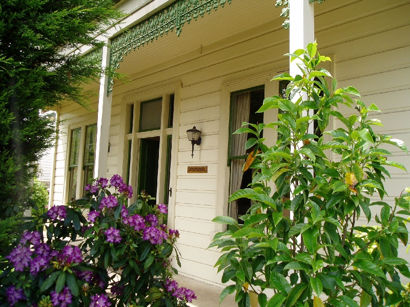 Charm in Invermay Picture 2