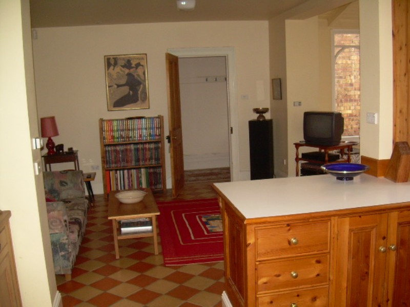 2 Level Character Home Picture 3