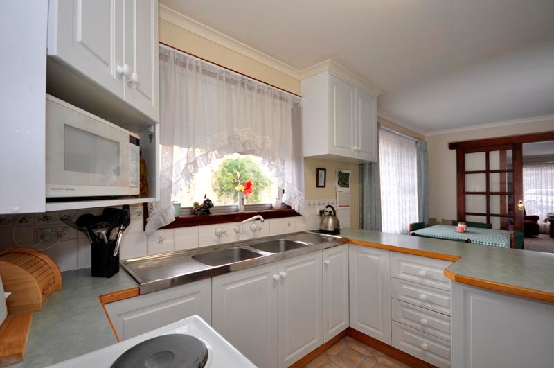 Superbly presented Picture 2