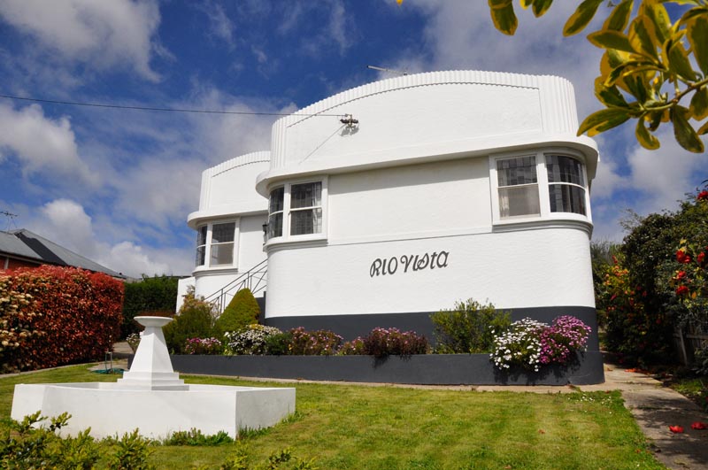 "Rio Vista" - An Art Deco Delight Picture 1