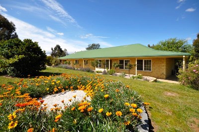 Spacious Serenity with Charm and Warmth Picture Spacious Serenity with Charm and Warmth Picture