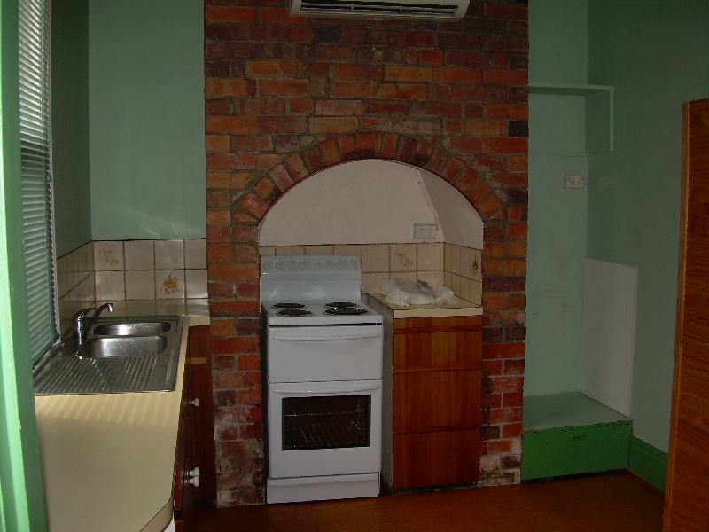 Great Location for Inner City Living Picture 3